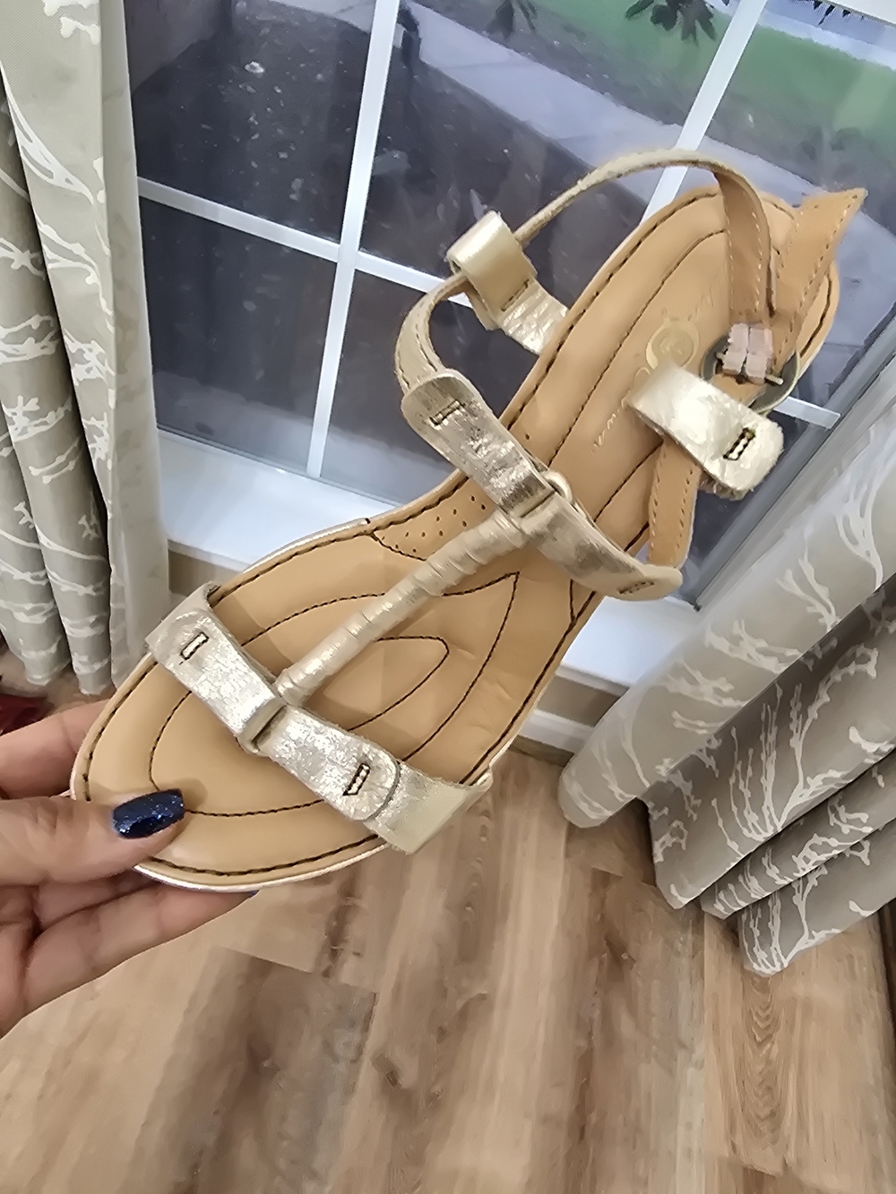 Born Metallic Gold T-Strap Mid Heel Sandal - Picture 9 of 10